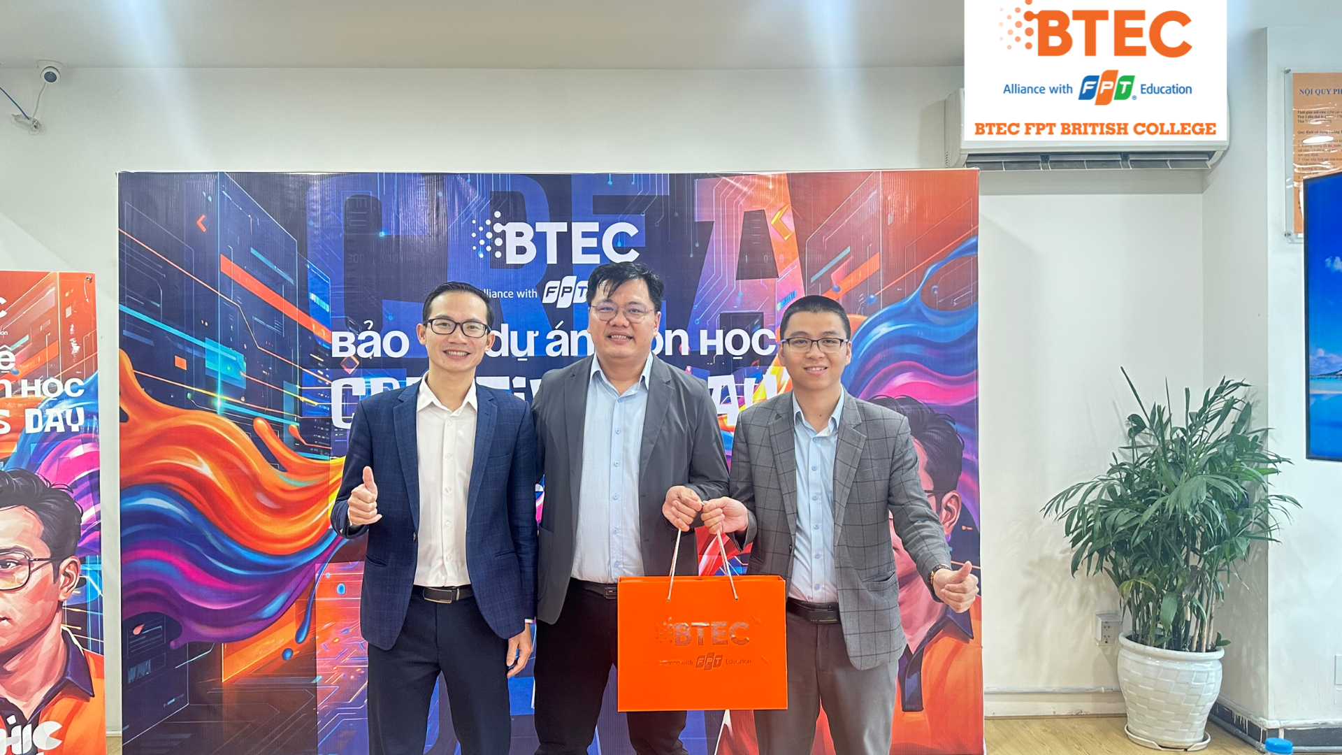 FOUNDER NR GLOBAL THAM GIA CHẤM THI DỰ ÁN TỐT NGHIỆP TẠI FPT – BTEC
